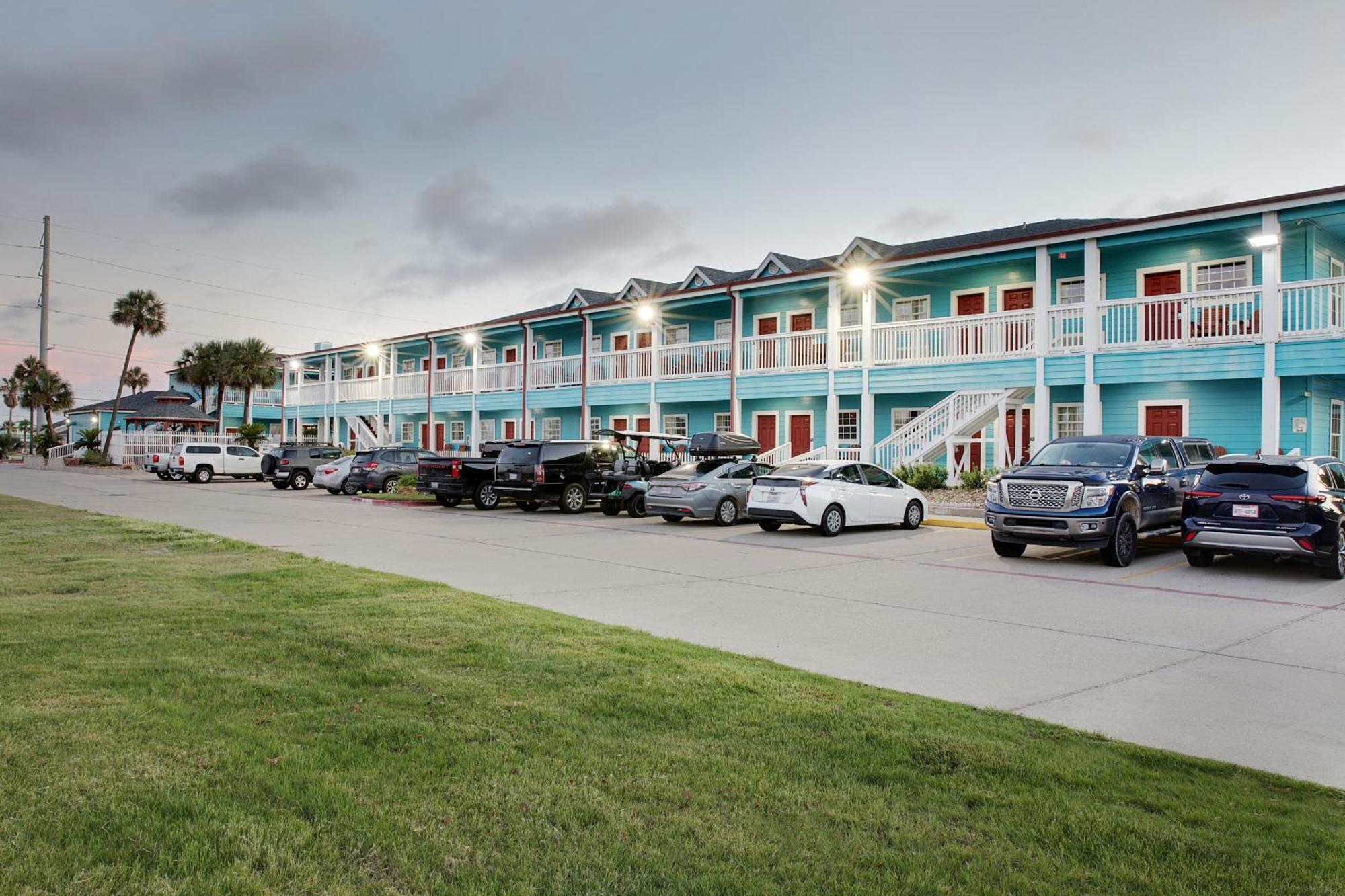 Plantation Suites And Conference Center Port Aransas Exterior foto
